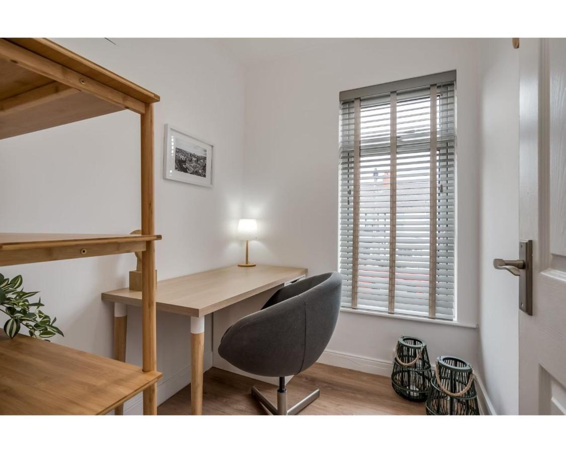 Central Belfast Apartments Belfast Work-Rest-Play R&R Εξωτερικό φωτογραφία