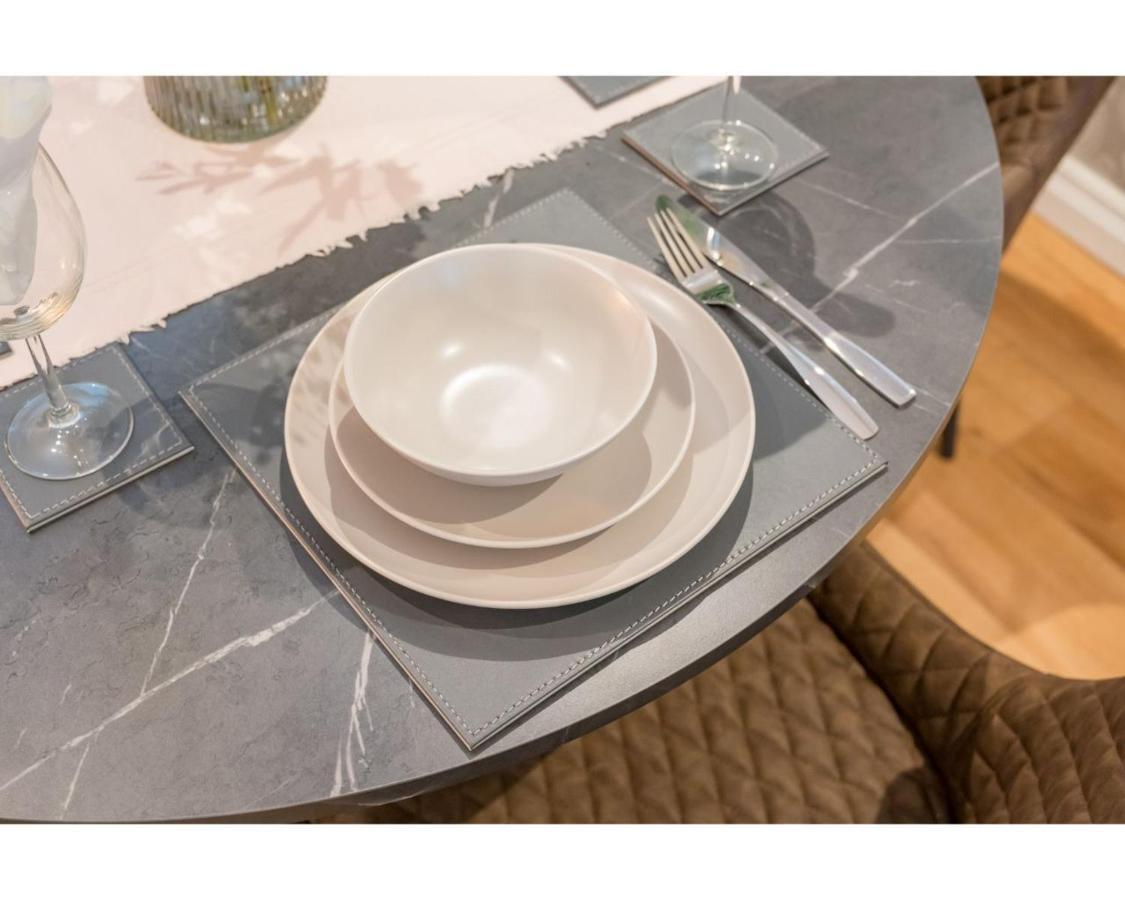 Central Belfast Apartments Belfast Work-Rest-Play R&R Εξωτερικό φωτογραφία